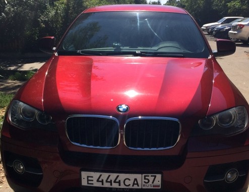 BMW X6 Red