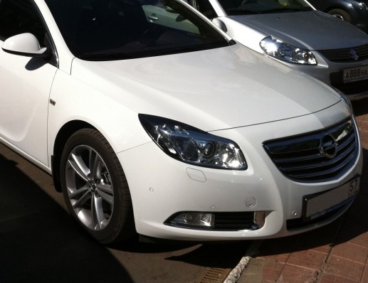 Opel Insignia White